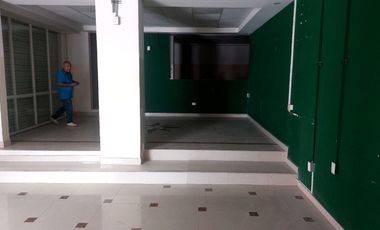 ¡Alquiler de Edificio Comercial en Esmeraldas!...LOCAL COMERCIAL   1200 PSIOS  1000 CADA PISO    O TOTAL  .. PREGUNDAR POR PRECIO