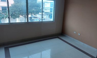 ¡Alquiler de Edificio Comercial en Esmeraldas!...LOCAL COMERCIAL   1200 PSIOS  1000 CADA PISO    O TOTAL  .. PREGUNDAR POR PRECIO