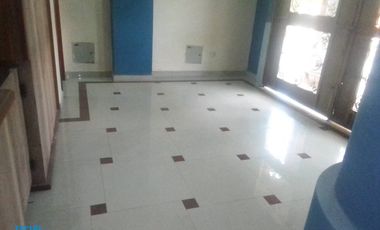 ¡Alquiler de Edificio Comercial en Esmeraldas!...LOCAL COMERCIAL   1200 PSIOS  1000 CADA PISO    O TOTAL  .. PREGUNDAR POR PRECIO