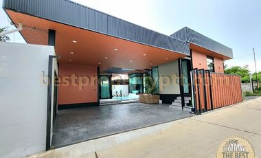 Private Pool Villa in Sattahip, 10 minutes from Utapao Airport