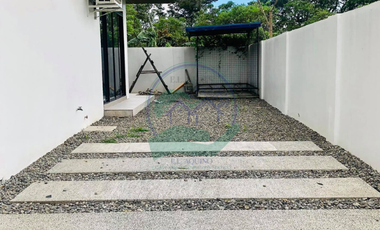 2-STOREY HOUSE FOR RENT (near K-town/Friendship)