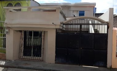 ¡VENDO CASA EN URBANIZACIÓN LA TOLITA 1, ESMERALDAS!
