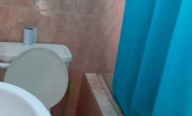 ¡VENDO CASA EN URBANIZACIÓN LA TOLITA 1, ESMERALDAS!