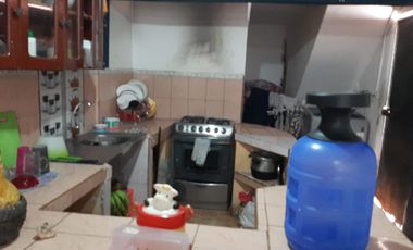¡VENDO CASA EN URBANIZACIÓN LA TOLITA 1, ESMERALDAS!