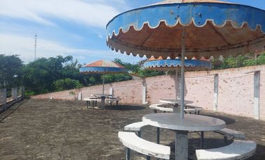 Casa con terreno de venta montecristi zona norte