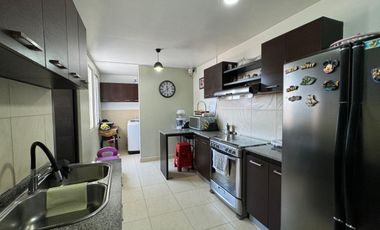 VENTA CASA LINDA SECTOR CARCELEN EXCEPCIONAL VISTA, COMODIDAD Y SEGURIDAD