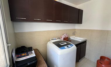 VENTA CASA LINDA SECTOR CARCELEN EXCEPCIONAL VISTA, COMODIDAD Y SEGURIDAD