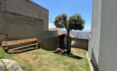 VENTA CASA LINDA SECTOR CARCELEN EXCEPCIONAL VISTA, COMODIDAD Y SEGURIDAD
