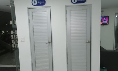 LOCAL COMERCIAL EN ARRIENDO EN EL CENTRO DE LA CIUDAD