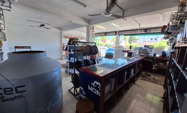Venta de local Comercial en Cancún de 600 m2 sobre Av Lopez portillo casi enfrente con Av Andres Quintana Roo