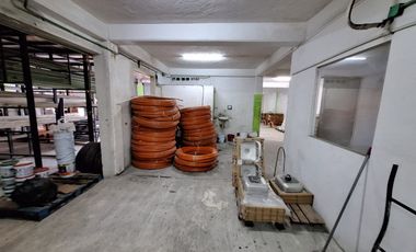 Venta de local Comercial en Cancún de 600 m2 sobre Av Lopez portillo casi enfrente con Av Andres Quintana Roo