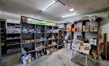 Venta de local Comercial en Cancún de 600 m2 sobre Av Lopez portillo casi enfrente con Av Andres Quintana Roo