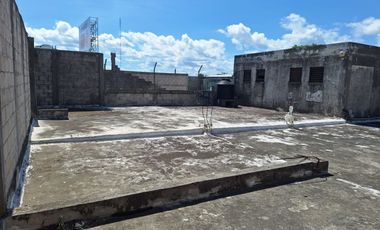 Venta de local Comercial en Cancún de 600 m2 sobre Av Lopez portillo casi enfrente con Av Andres Quintana Roo