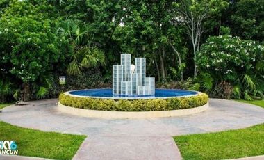 CASA EN VENTA EN CANCÚN, QUINTANA ROO, RESIDENCIAL ARBOLADA CON ALBERCA PROPIA, OPORTUNIDAD!!!