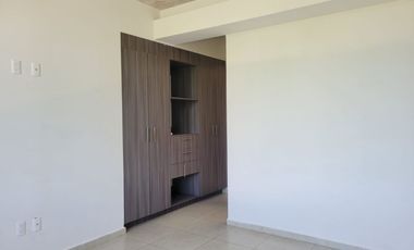 CASA EN VENTA EN CANCÚN, QUINTANA ROO, RESIDENCIAL ARBOLADA CON ALBERCA PROPIA, OPORTUNIDAD!!!