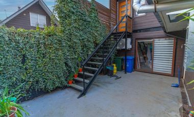 Se vende amplia casa de 150 m² se encuentra en el barrio de Collico