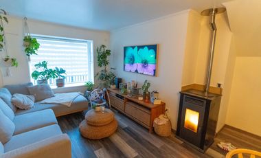 Se vende amplia casa de 150 m² se encuentra en el barrio de Collico