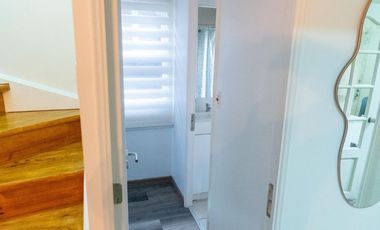 Se vende amplia casa de 150 m² se encuentra en el barrio de Collico