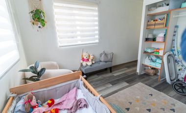 Se vende amplia casa de 150 m² se encuentra en el barrio de Collico