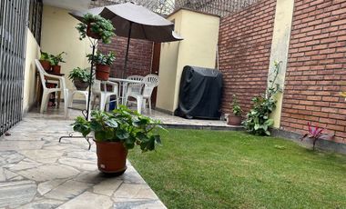 VENTA CASA - SALAMANCA  FRENTE A PARQUE