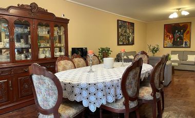 VENTA CASA - SALAMANCA  FRENTE A PARQUE