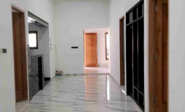 Dijual rumah baru renovasi siap huni di Sentraland Driyorejo