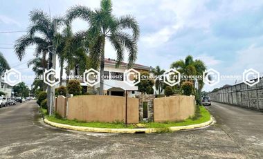 CORNER HOUSE WITH SWIMMING POOL FOR RENT LOCATED AT ANGELES CITY NEAR SM CITY CLARK