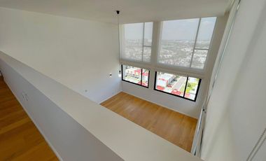 SANTA FE DE JURIQUILLA, lujoso PH de 307 mts2 4 recamaras