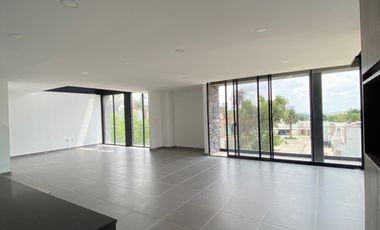 Amplisimo departamento cerca del colegio Humane