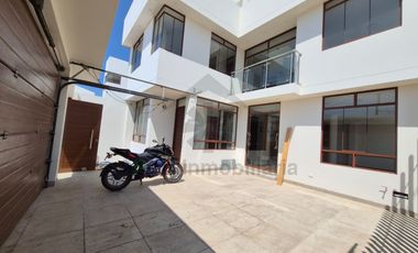 REMATE DE CASA DE ESTRENO EN PIMENTEL EN EL TERCER MALECÓN