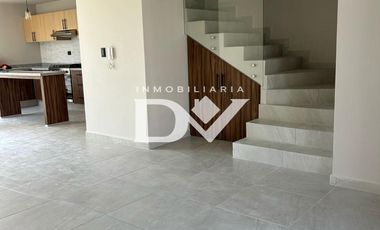 CASA EN VENTA DE 4 HABITACIONES EN CUAUTLANCINGO A METROS DE PERIFERICO ROOF GARDEN