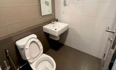 For Sales D Condo Campus Hideaway 80/171
