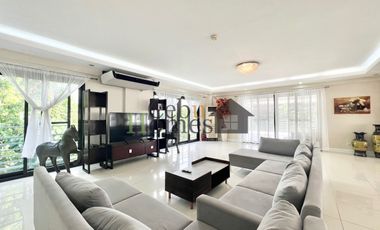 Luxurious 9 Bedroom Mansion with Pool in Maria Luisa Estate Park for Rent