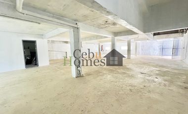 Luxurious 9 Bedroom Mansion with Pool in Maria Luisa Estate Park for Rent