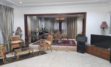 5 Bedroom House with Swimming Pool For Sale at Multinational Village, Parañaque City