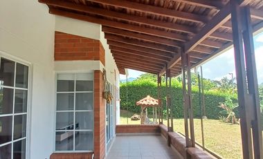 Casa Campestre en Arriendo ubicada en Combia