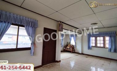 Single house, Kabinburi, Prachinburi, near Udomsuk Market, Kabinburi.