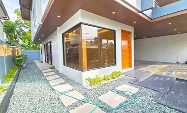 HIGH CEILING SINGLE DETACHED HOUSE AND LOT IN BF HOMES LAS PIÑAS CITY