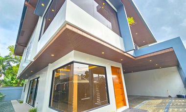 HIGH CEILING SINGLE DETACHED HOUSE AND LOT IN BF HOMES LAS PIÑAS CITY