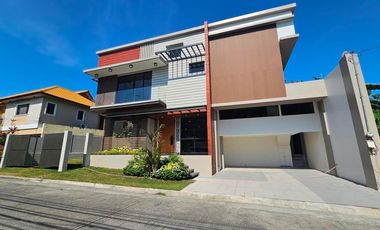 LUXURIOUS SINGLE DETACHED HOUSE AND LOT IN BF HOMES PARANAQUE CITY