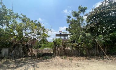 TERRENO EN PLAZA CARRION- PASAJE EN VENTA