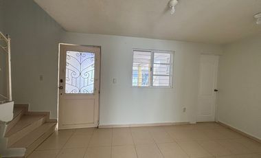 CASA EN RENTA COL. PRIMERO DE MAYO EN IRAPUATO