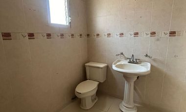 CASA EN RENTA COL. PRIMERO DE MAYO EN IRAPUATO