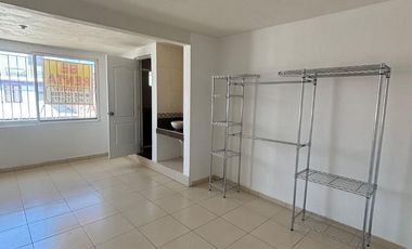 CASA EN RENTA COL. PRIMERO DE MAYO EN IRAPUATO