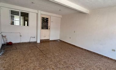 CASA EN RENTA COL. PRIMERO DE MAYO EN IRAPUATO