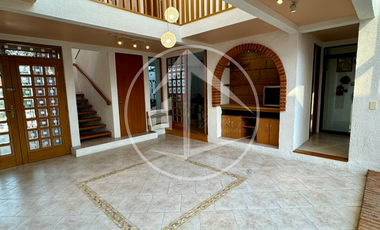 Exclusiva Propiedad En Chiluca: Elegancia Y Comodidad En Cada Rincón