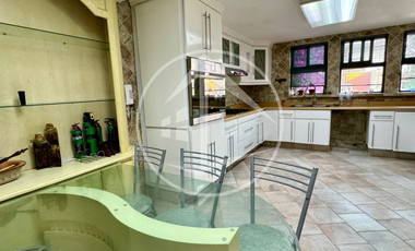 Exclusiva Propiedad En Chiluca: Elegancia Y Comodidad En Cada Rincón