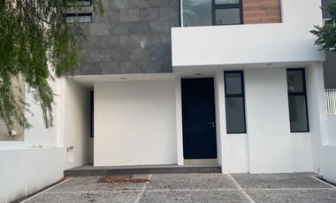 CASA EN VENTA EN CORREGIDORA QUERETARO