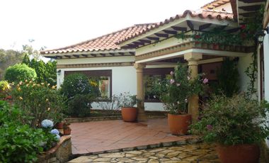 Ganga! Casa conjunto cerrado