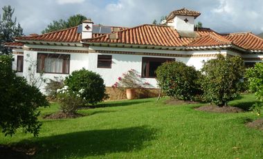 Ganga! Casa conjunto cerrado